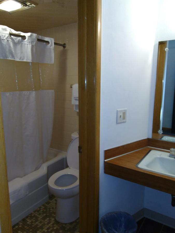 Hotel Blue Top Inn Stevens Point Extérieur photo