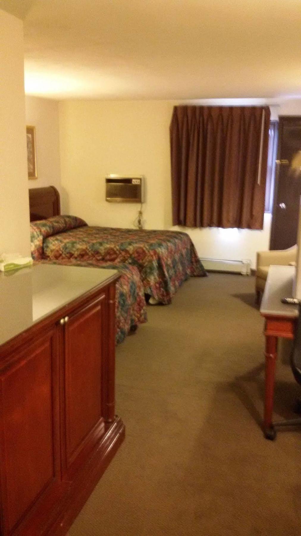Hotel Blue Top Inn Stevens Point Extérieur photo